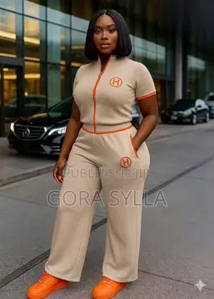 Vêtements De Femmes