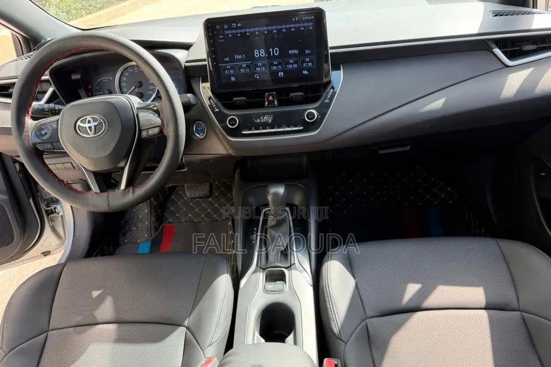 Toyota Corolla 2020 Gris