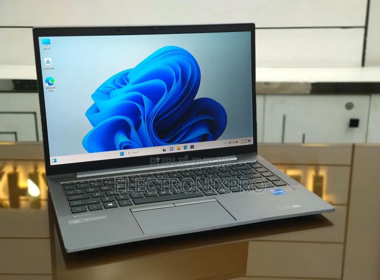 Ordinateur portable HP ZBook 14 16GB Intel Core i7 SSD 512GB