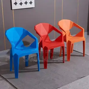 Chaise en Plastique