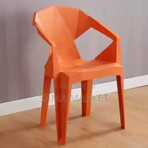 Chaise en Plastique