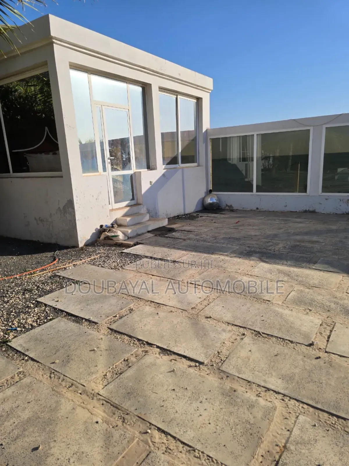 Meublé 4chbre Villa dans Mbour, Thiès Nord à Vendre