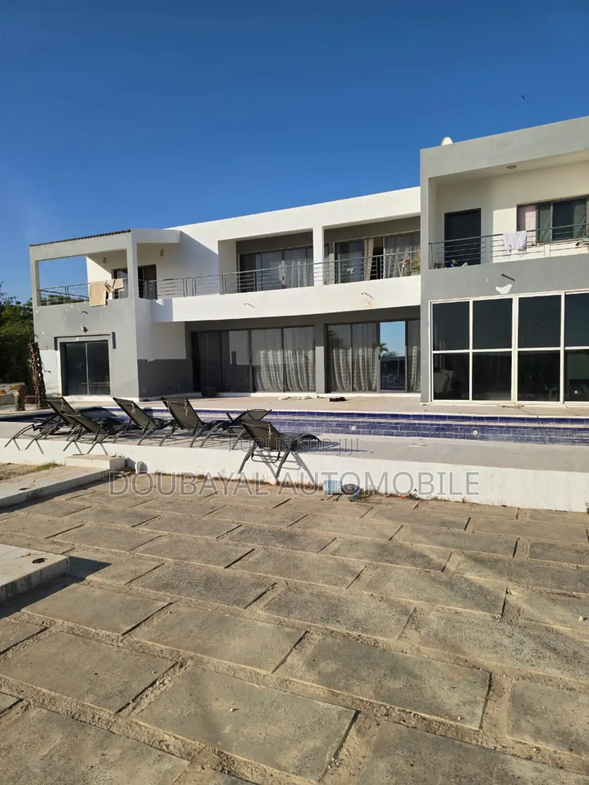 Meublé 4chbre Villa dans Mbour, Thiès Nord à Vendre