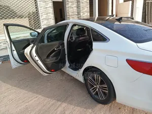 Hyundai Grandeur 2018 Blanc