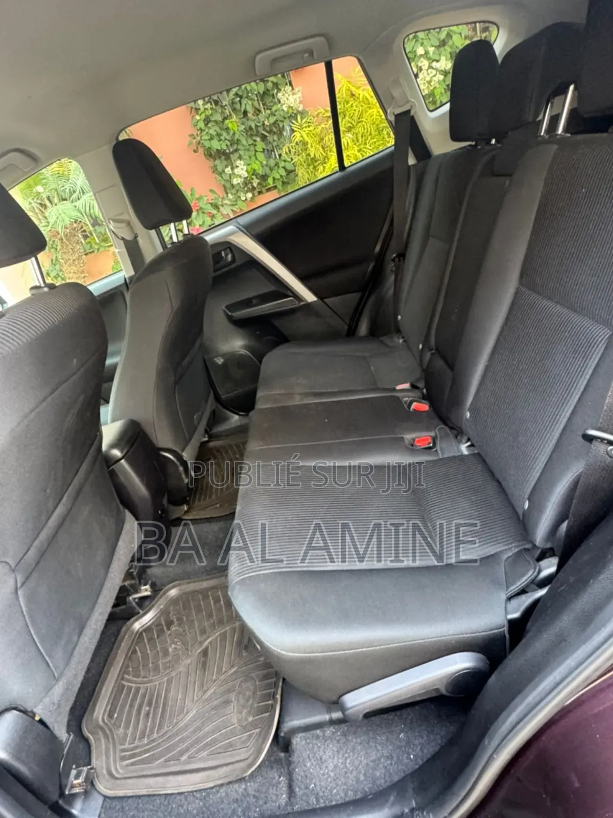 Toyota RAV4 LE 4dr SUV AWD (2.5L 4cyl 6A) 2018 Rouge