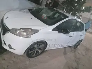 Peugeot 207 2014 Blanc