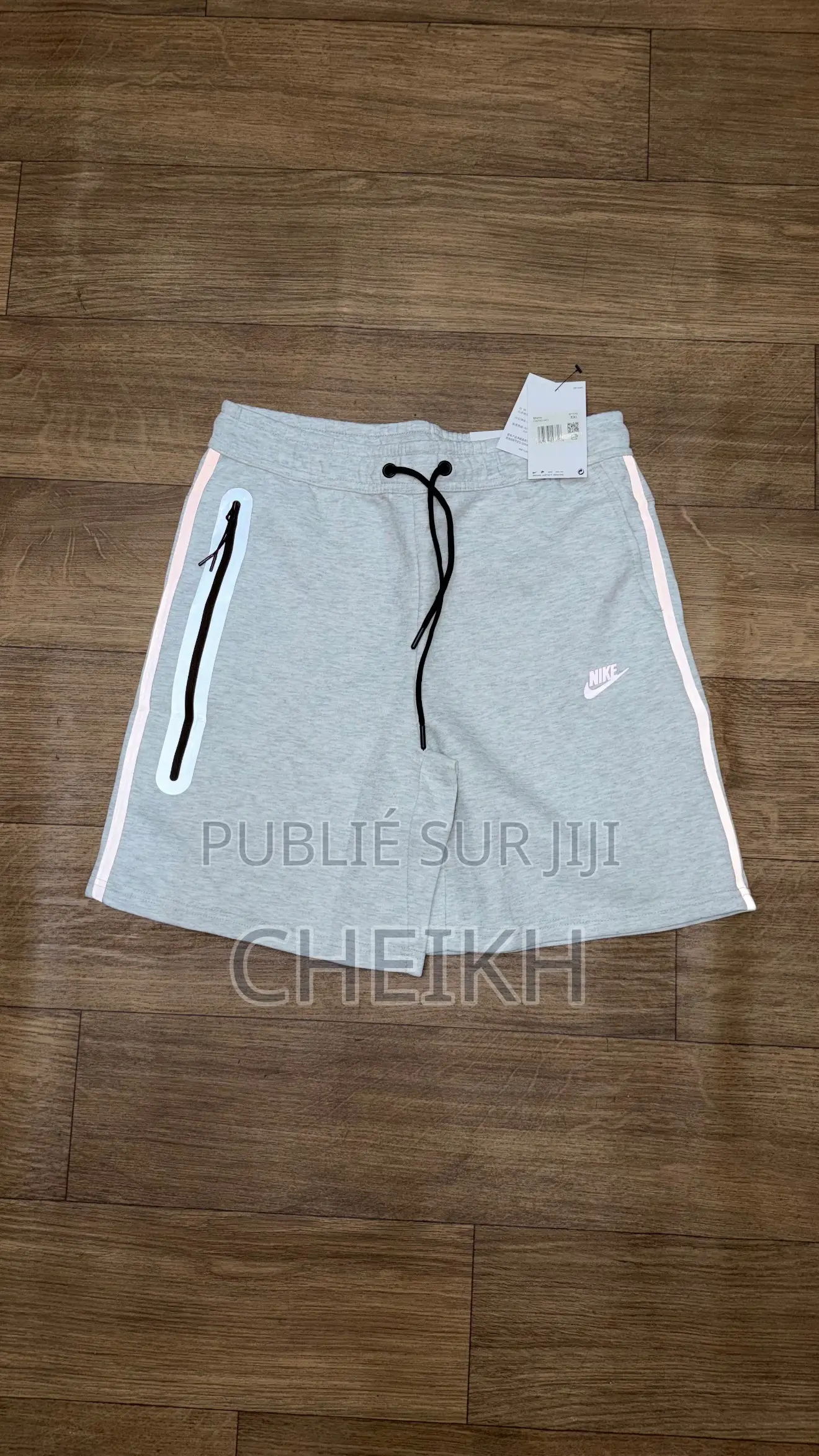 Short Nike Tech Fleece