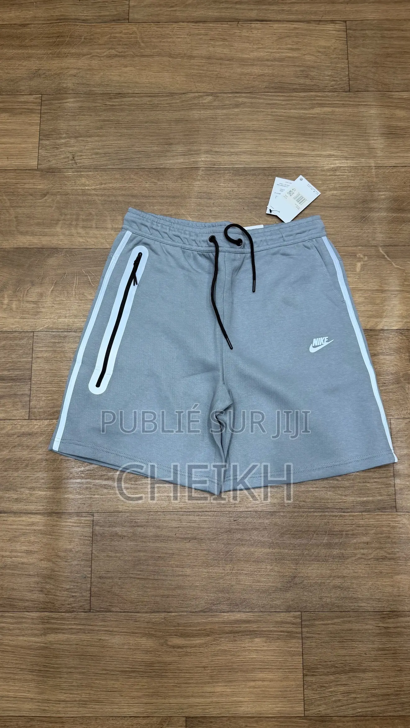 Short Nike Tech Fleece