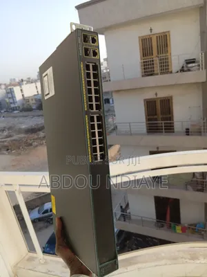 Switch Cisco 2960 24tc-L