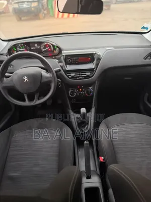 Peugeot 2008 2017 Gris