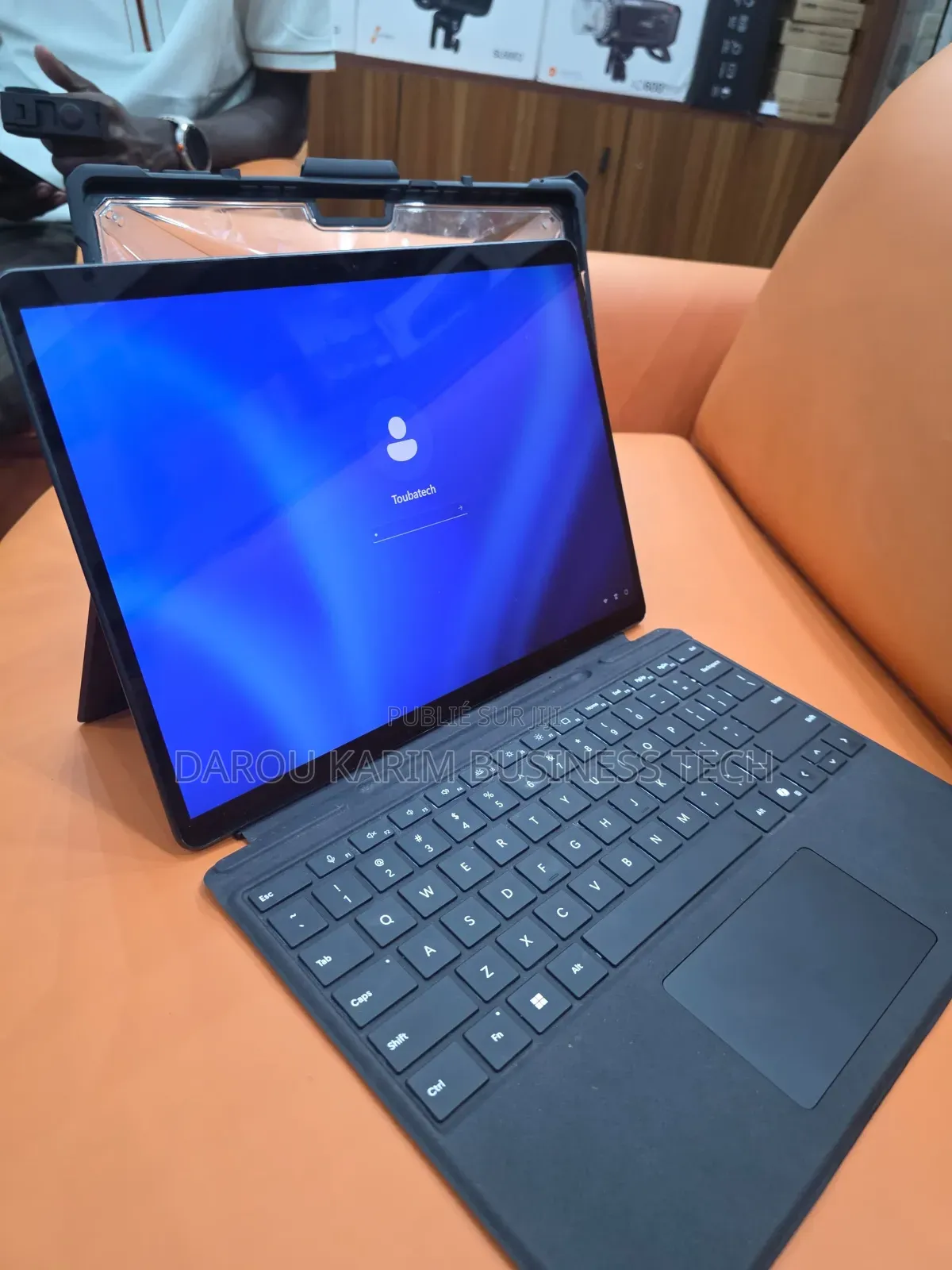 Nouveau Microsoft Surface Pro 9 16GB Intel Core i7 SSD 512GB