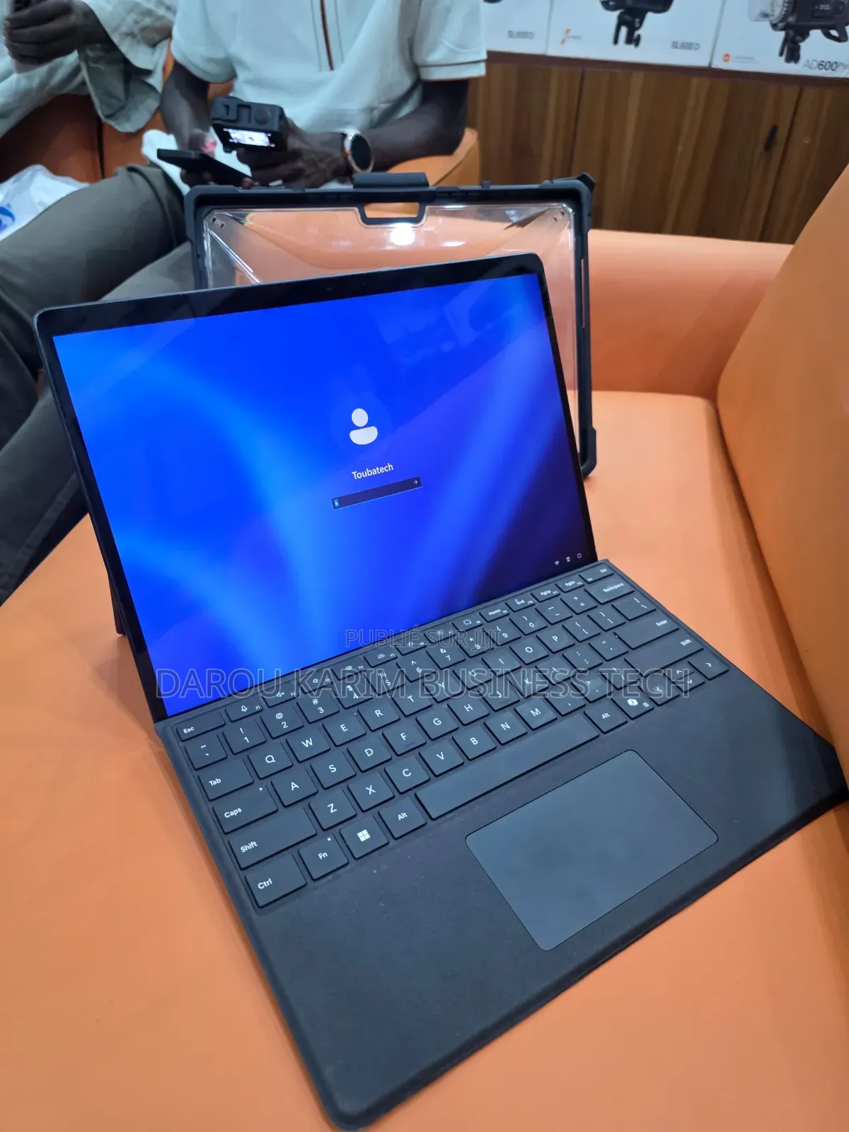 Nouveau Microsoft Surface Pro 9 16GB Intel Core i7 SSD 512GB