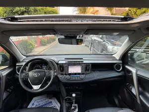 Toyota RAV4 2018 Noir