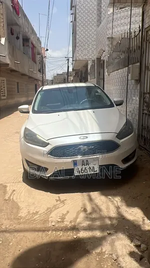 Ford Focus 2015 Blanc