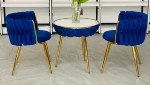 Tête À Tête Vip Dm