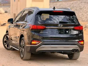 Hyundai Santa Fe 2018 Noir