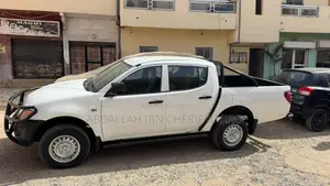 Mitsubishi L200 Double Cab 2.5 180hp 4WD 2014 Blanc