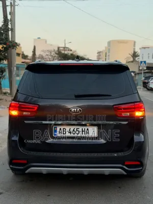 Kia Carnival 2022 Noir