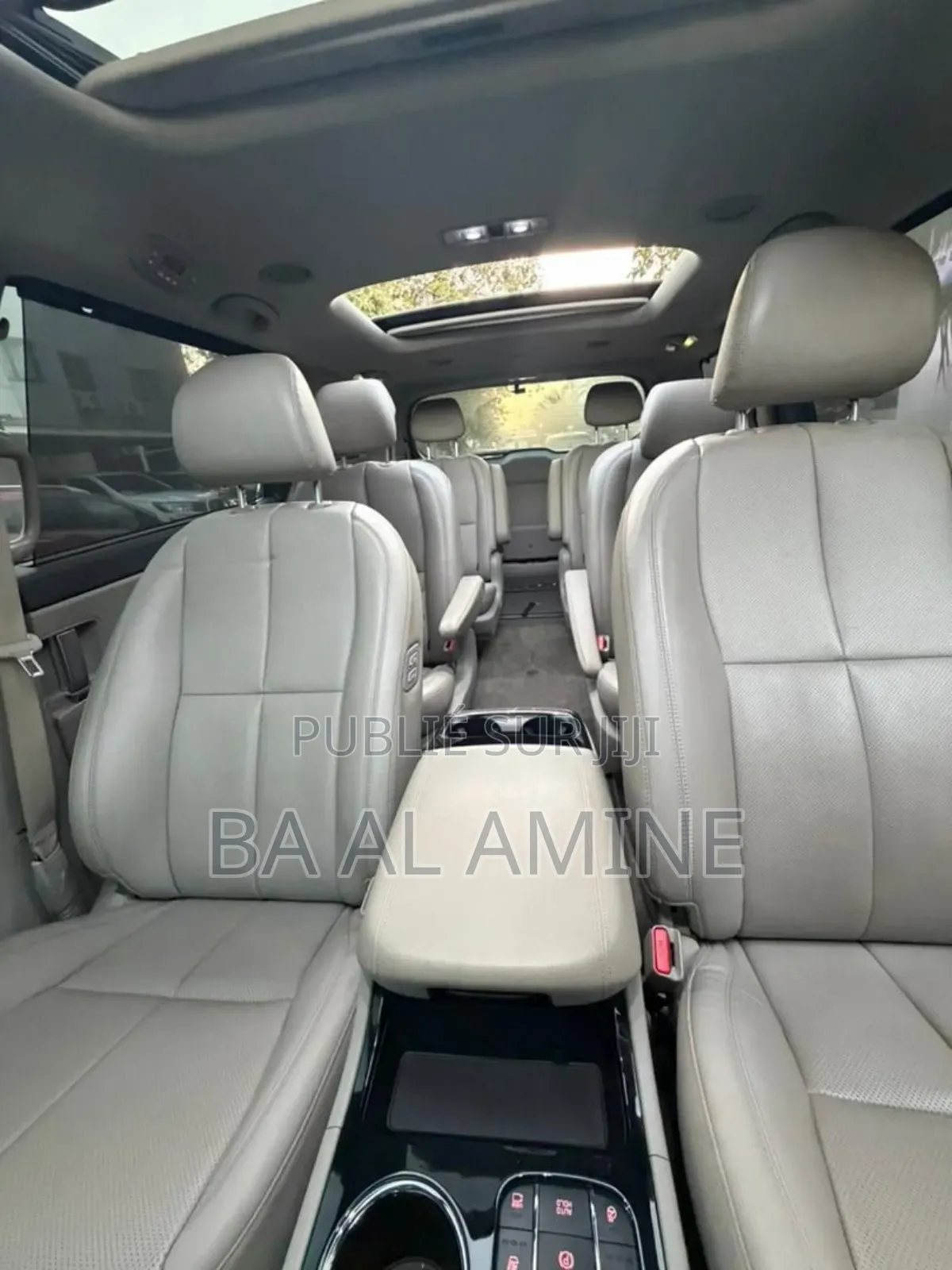 Kia Carnival 2022 Noir