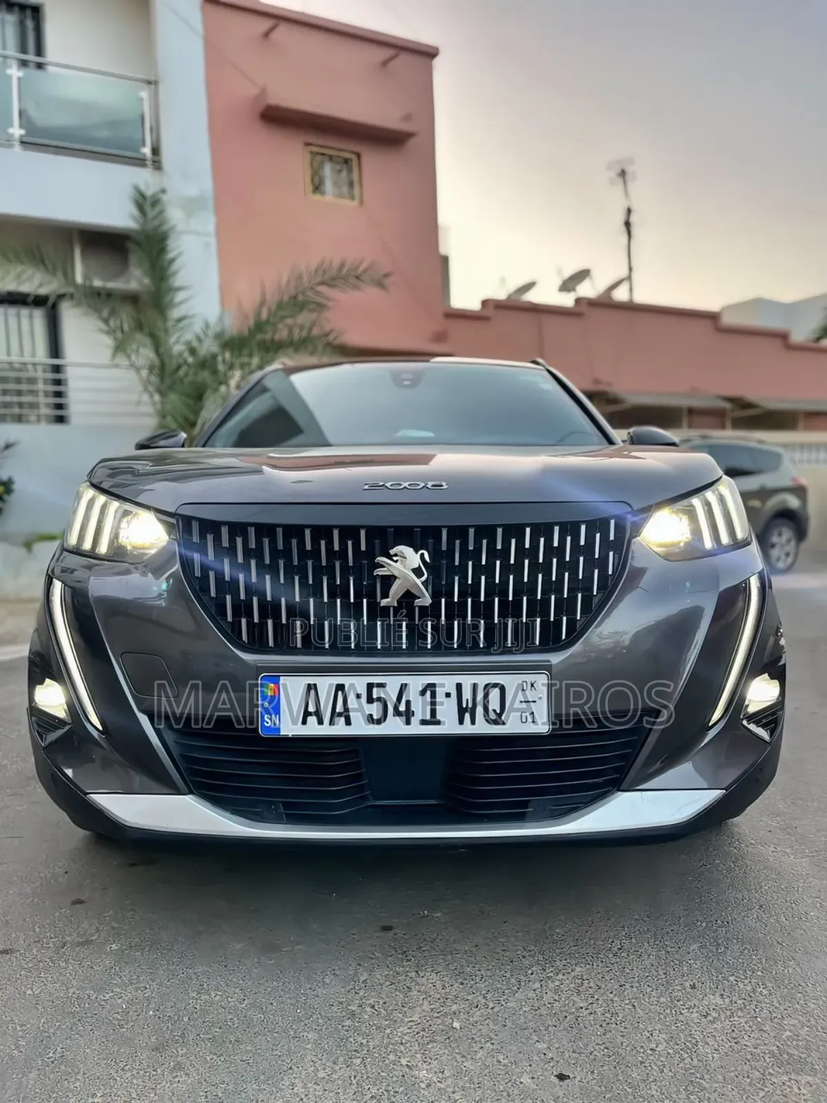 Peugeot 2008 2020 Gris