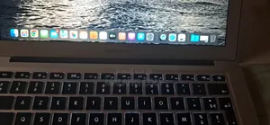 Ordinateur portable Apple MacBook 8GB Intel Core 5 HDD 256GB