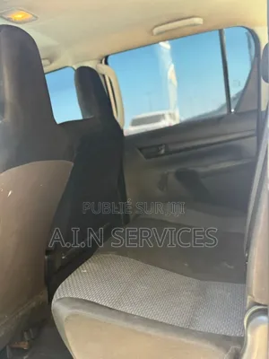 Toyota Hilux 2023 Blanc