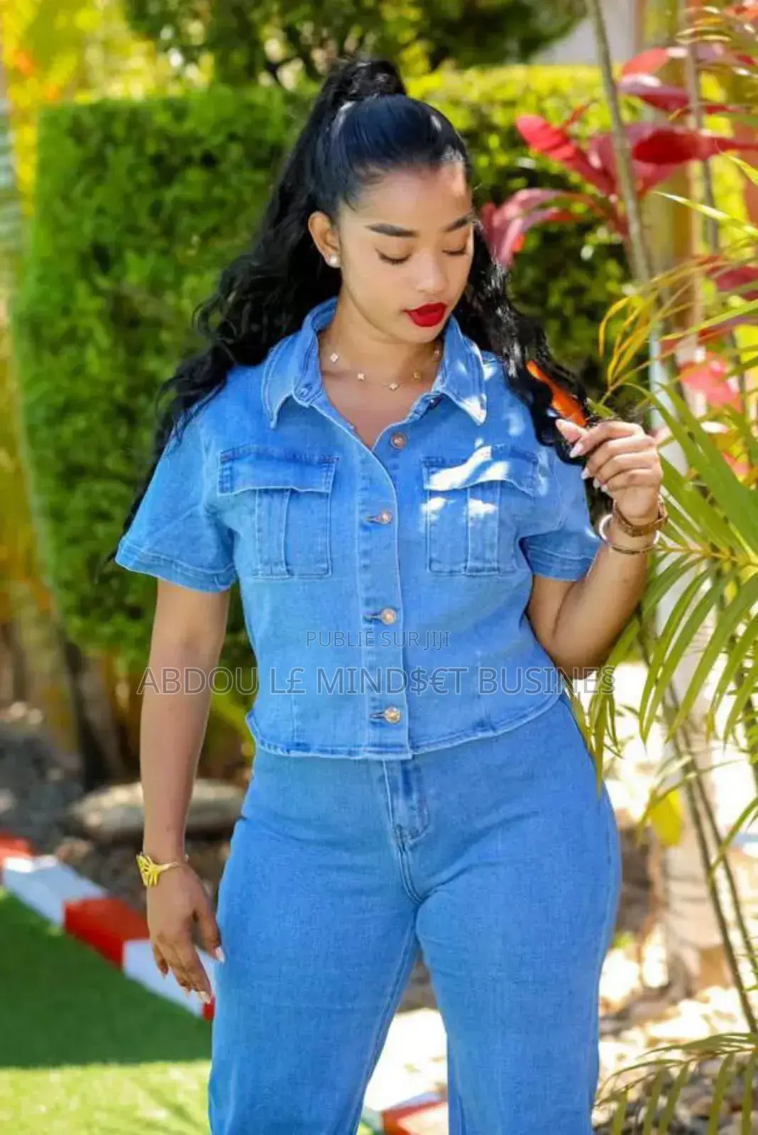 Toute Ensemble Jeans Pour Femme Disponible