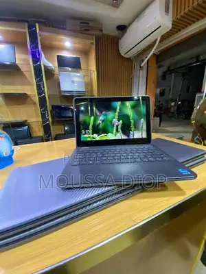 Nouveau Dell Latitude 3189 8GB Intel Pentium SSD 256GB