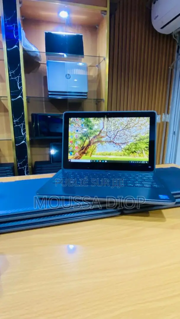 Nouveau Dell Latitude 3189 8GB Intel Pentium SSD 256GB