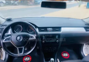 Skoda Rapid 2017 Blanc