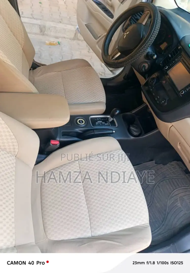 Mitsubishi RVR 2014 Blanc