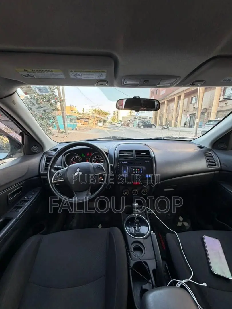 Mitsubishi Outlander 2016 Gris