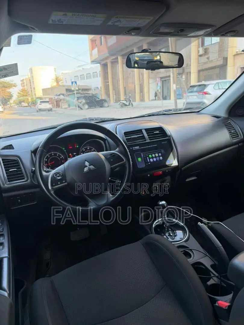 Mitsubishi Outlander 2016 Gris