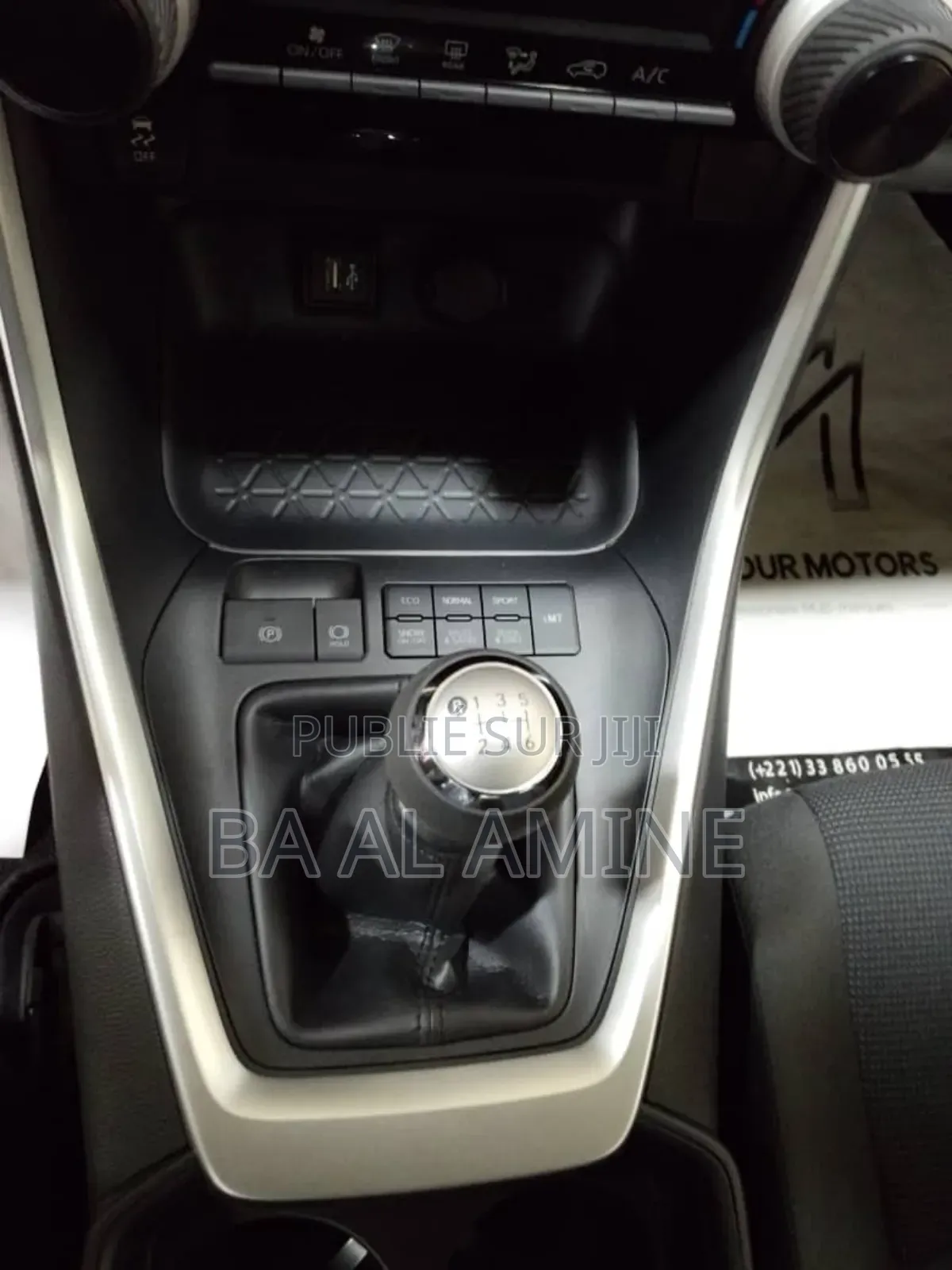 Toyota RAV4 2025 Noir