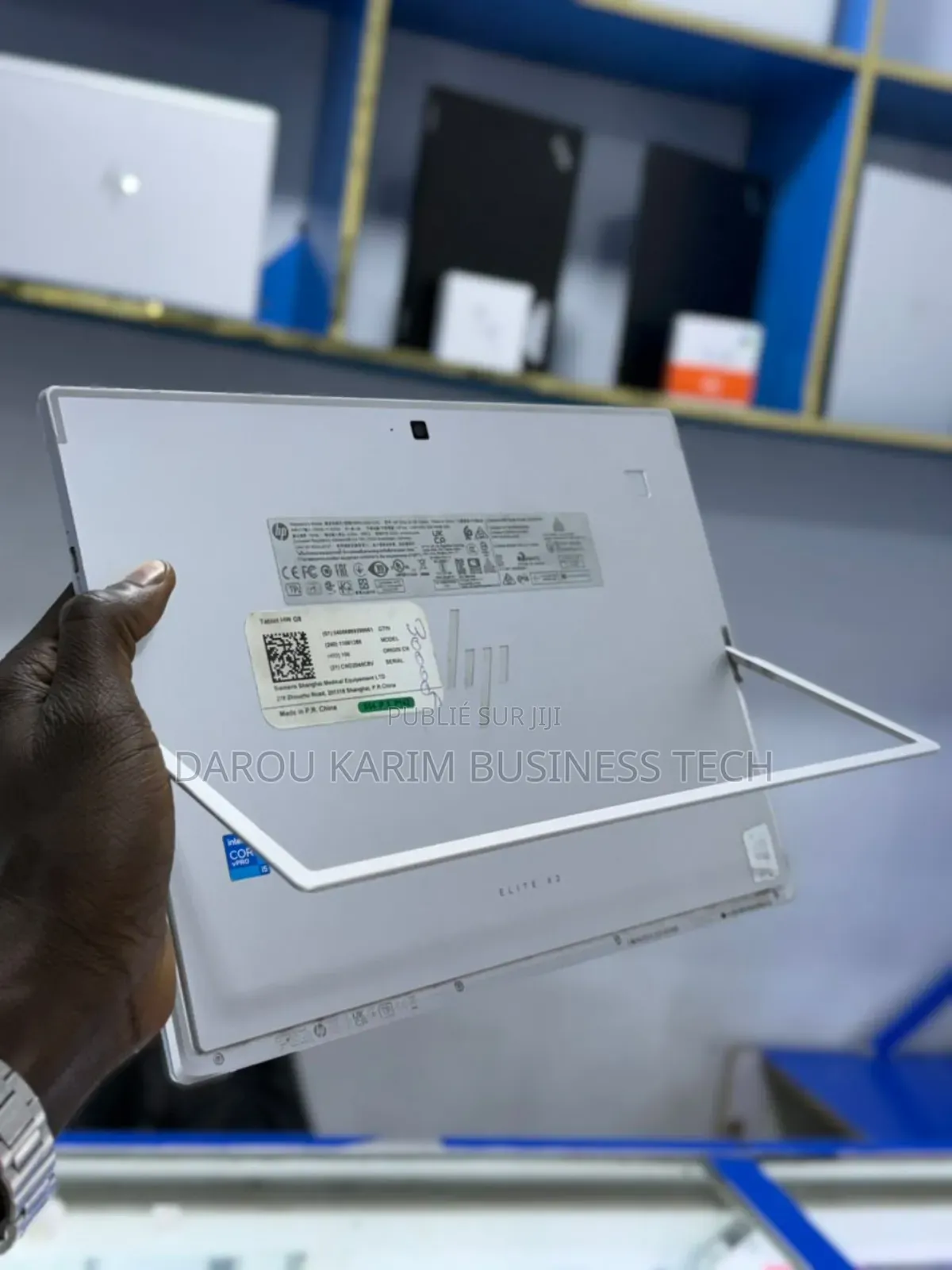 Nouveau Ordinateur portable HP Elite X2 G8 8GB Intel Core i5 SSD 256GB