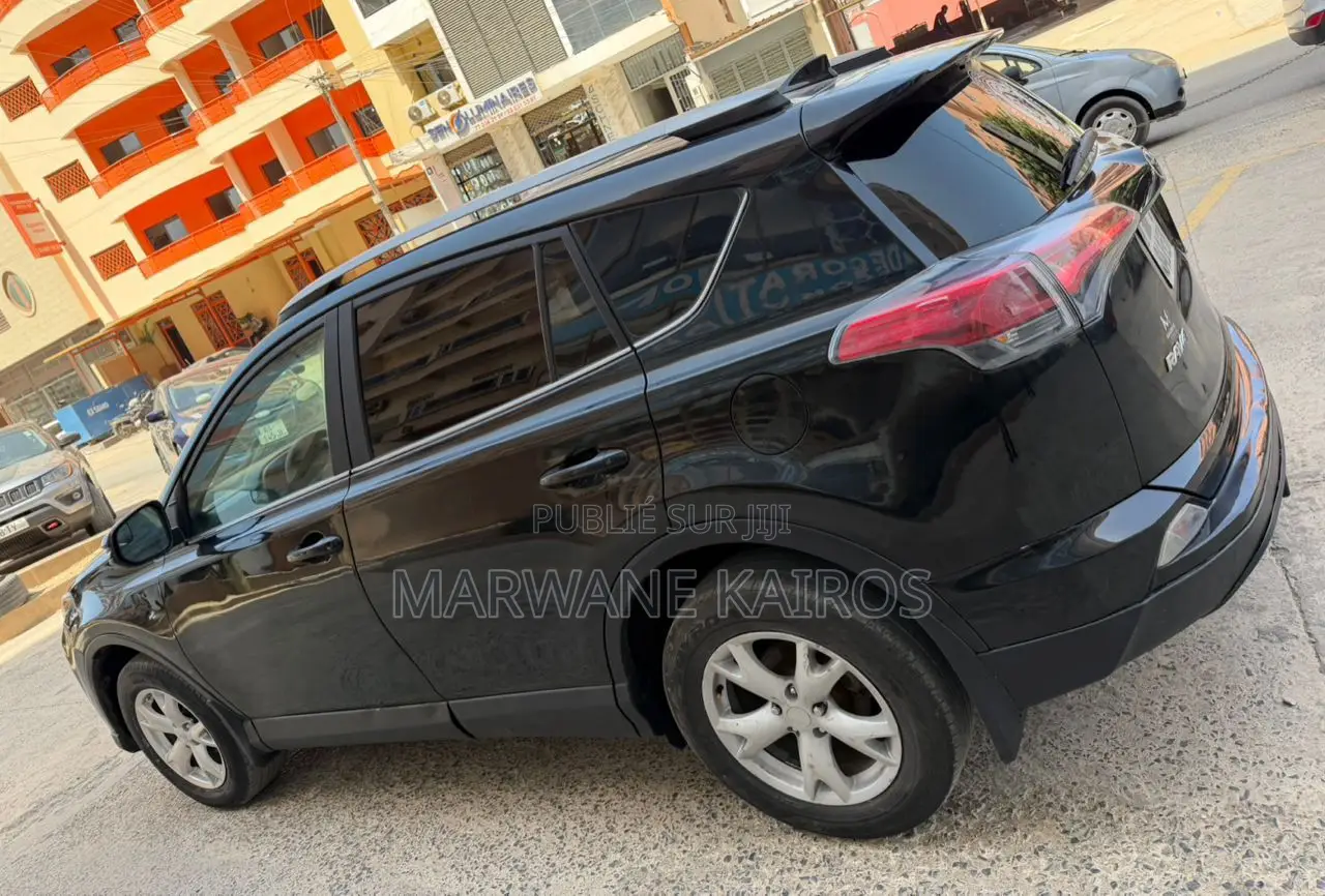 Toyota RAV4 2016 Noir