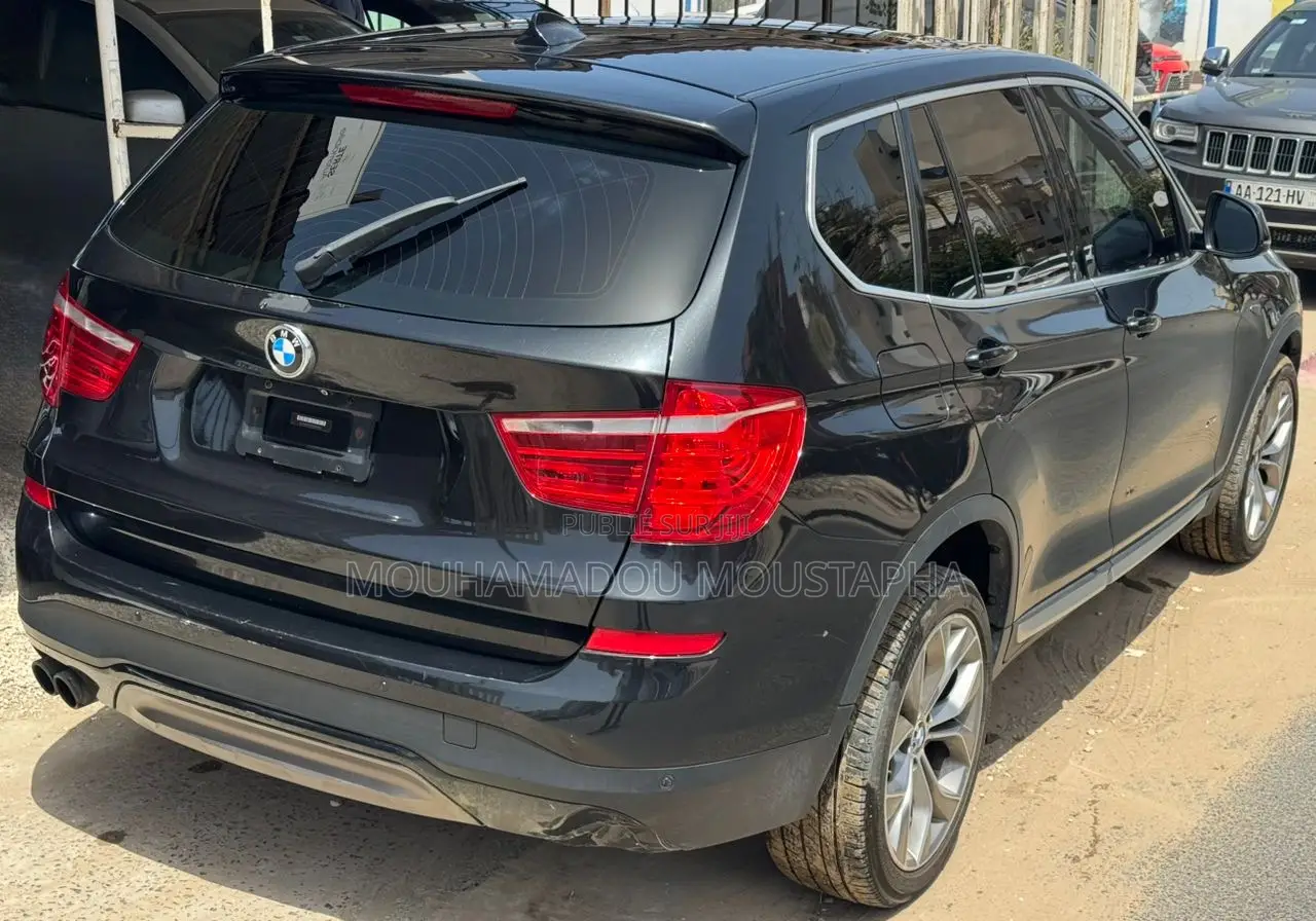 BMW X3 xDrive28i 4dr SUV AWD (2.0L 4cyl Turbo 8A) 2015 Noir