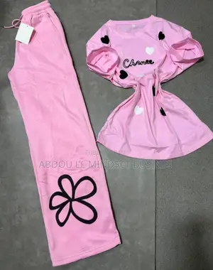 Ensemble Jogging Pour Femme Disponible