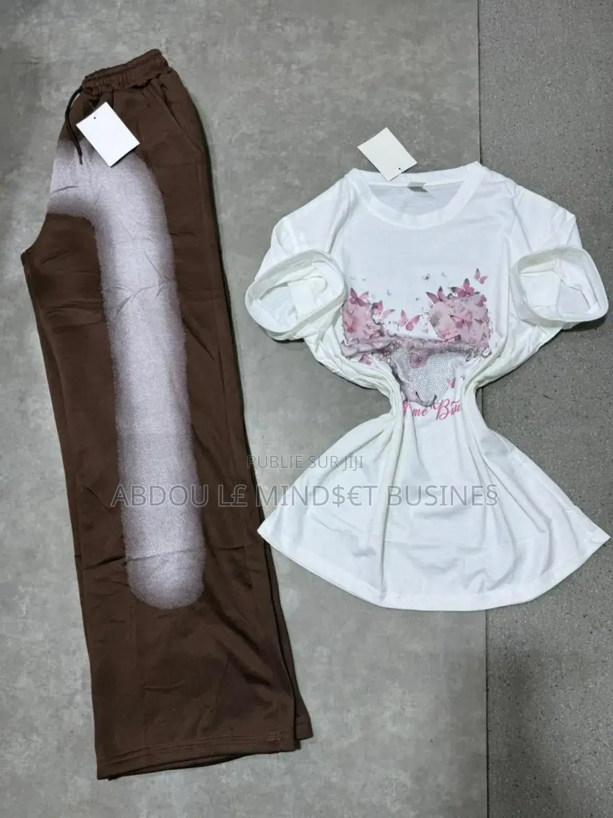 Ensemble Jogging Pour Femme Disponible