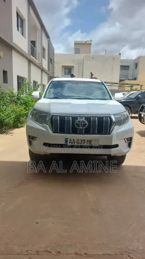 Toyota Land Cruiser Prado 2018 Blanc