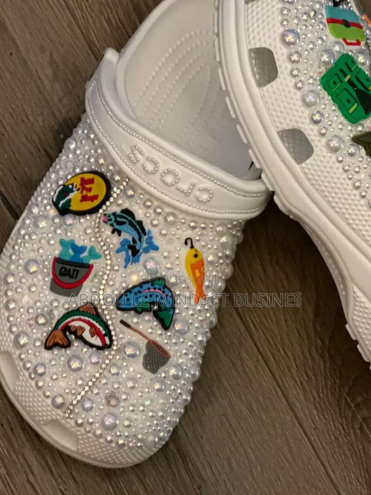 Crocs Pour Filles Disponible
