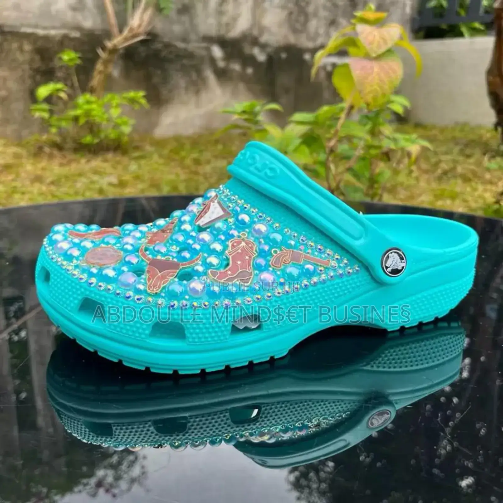 Crocs Pour Filles Disponible