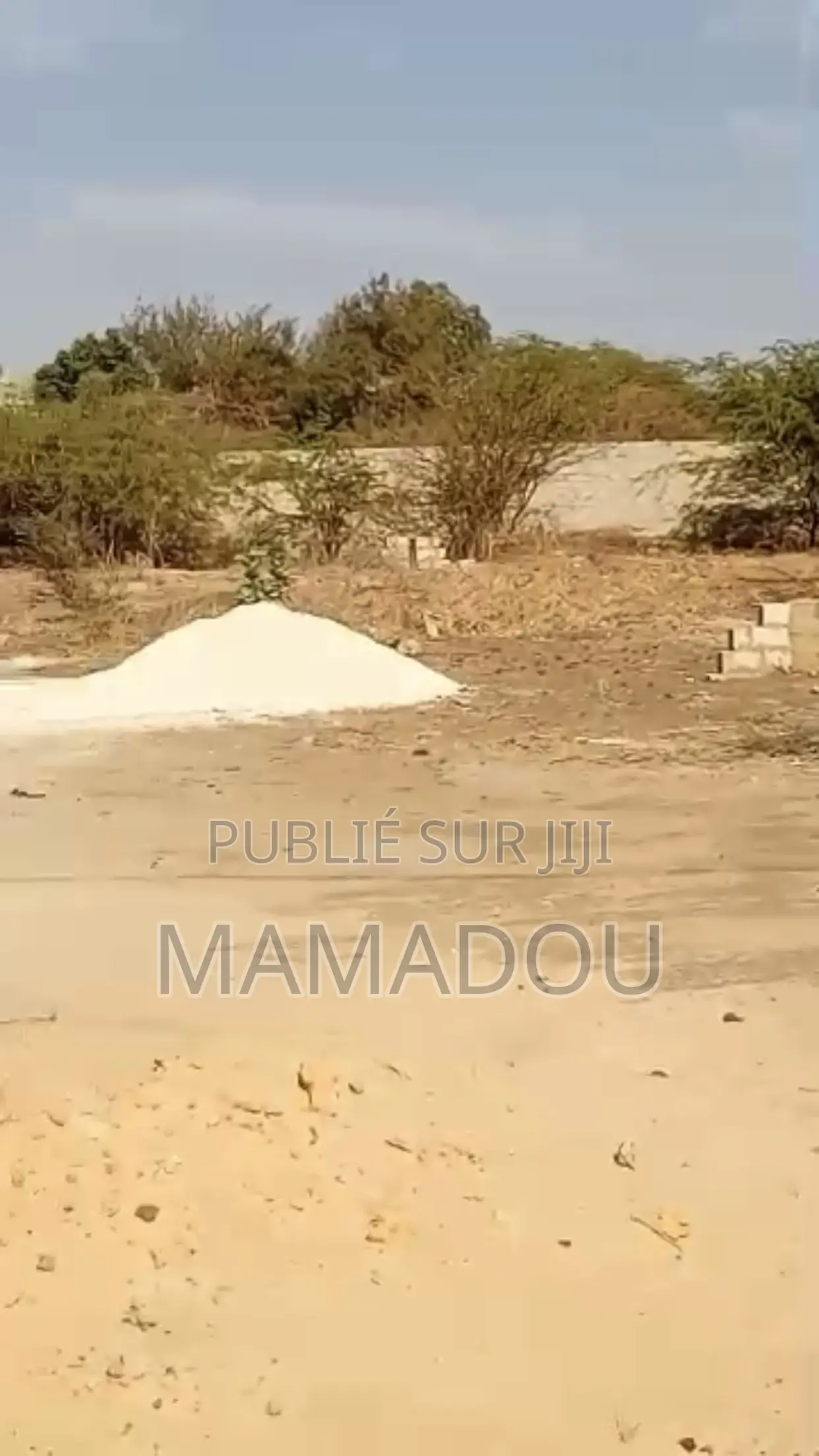 Terrain De 1000m2 À Vendre À Toubab Dialaw Derrière Centre Jule