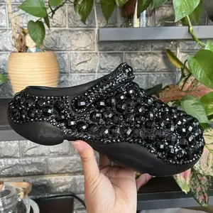 Crocs Original Qualité Pour Femme Disponible