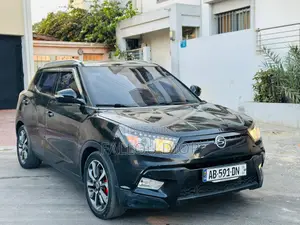 SsangYong Actyon 2017 Beige