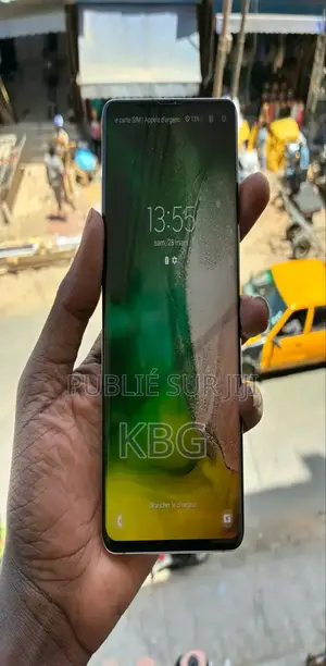 Nouveau Samsung Galaxy S10 Plus 512 GB Noir