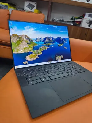 Nouveau Dell Precision 5570 32GB Intel Core i7 SSD 512GB