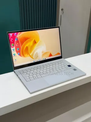 Nouveau Ordinateur portable Samsung Autre 8GB Intel Core i7 SSD 512GB