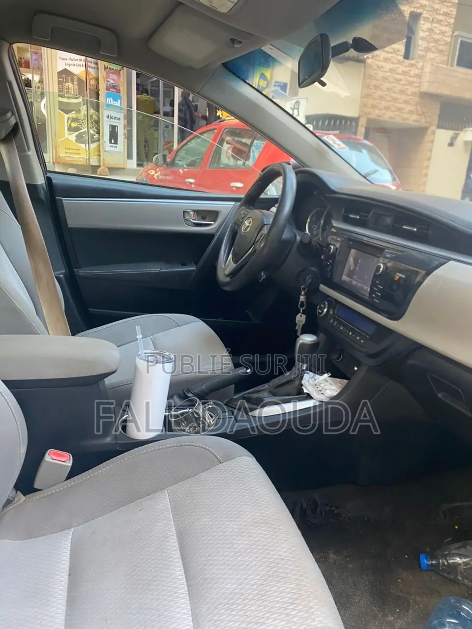 Toyota Corolla 2015 Noir