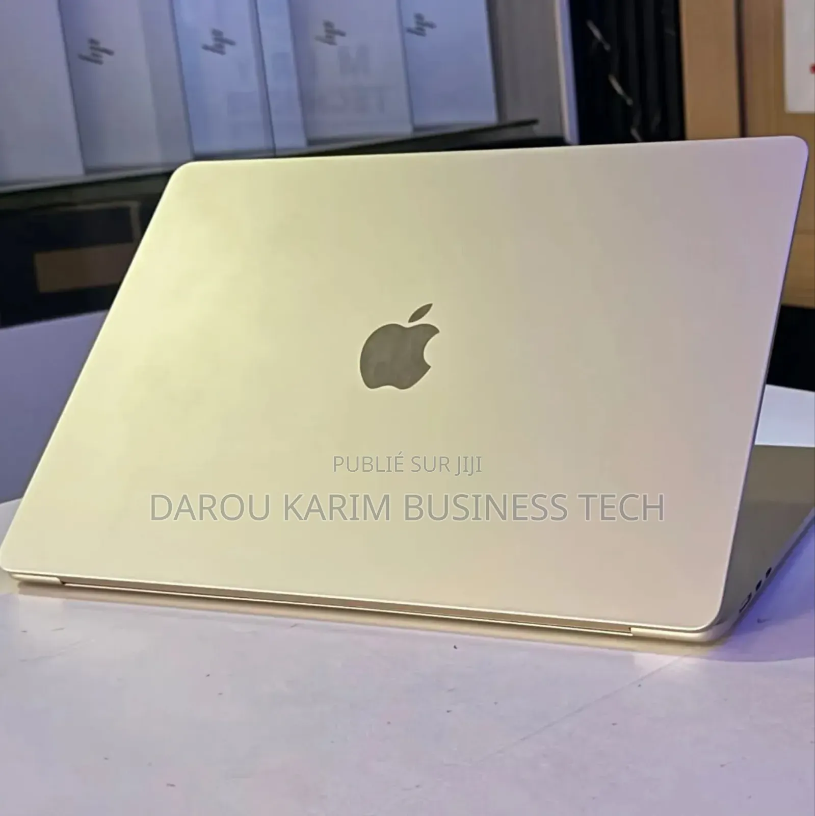 Nouveau Apple MacBook Air 2024 M3 15-inch 16GB Apple M3 SSD 512GB